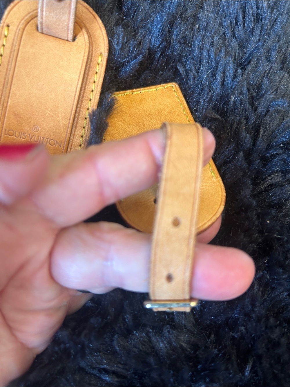 Louis Vuitton 2 small tan leather luggage tags - Picture 9 of 12